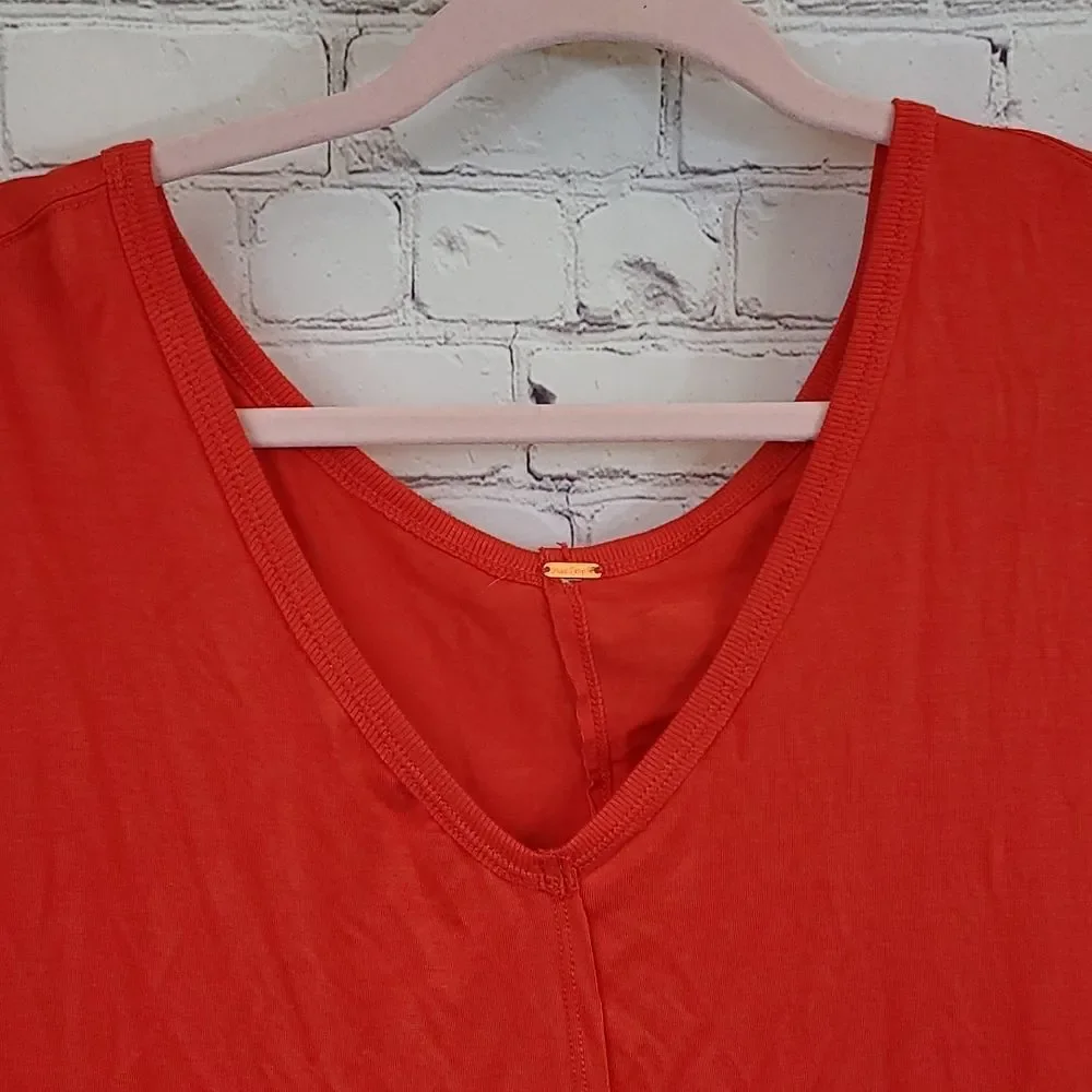 Free People Moonshine Tunic Oversized V Neck Slouchy Boho Top XS Casual Cozy Tee